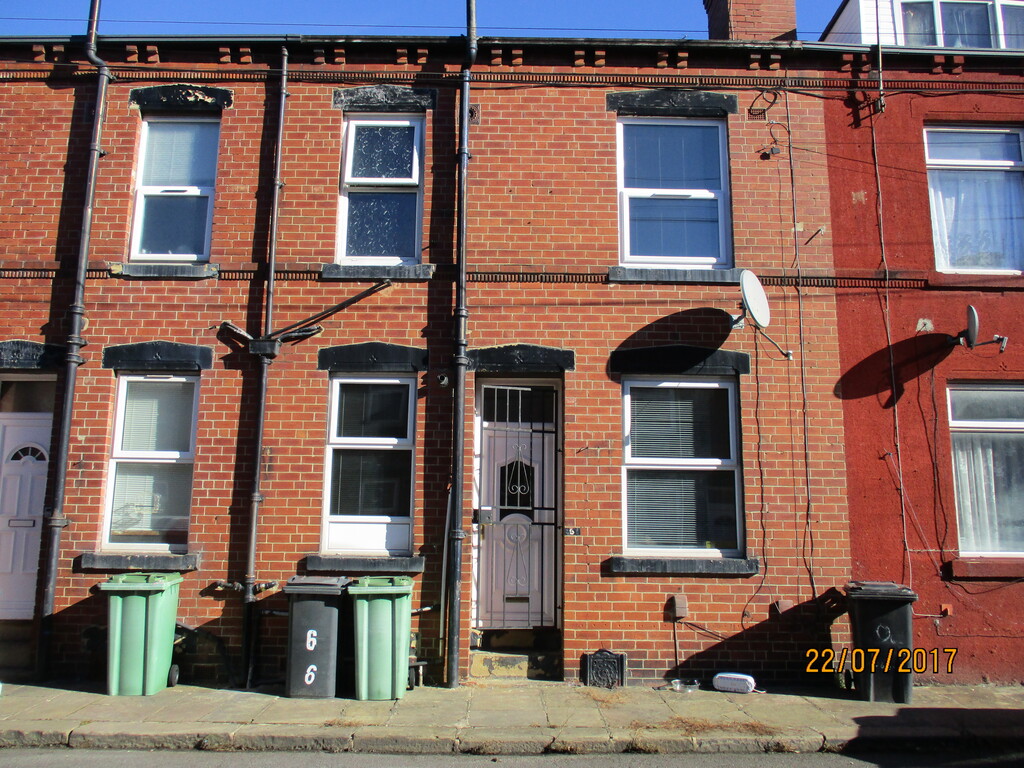 1 bed Mid Terraced House for rent in Leeds. From Lota Properties 1 bed Mid Terraced House for rent in Leeds. From Lota Properties