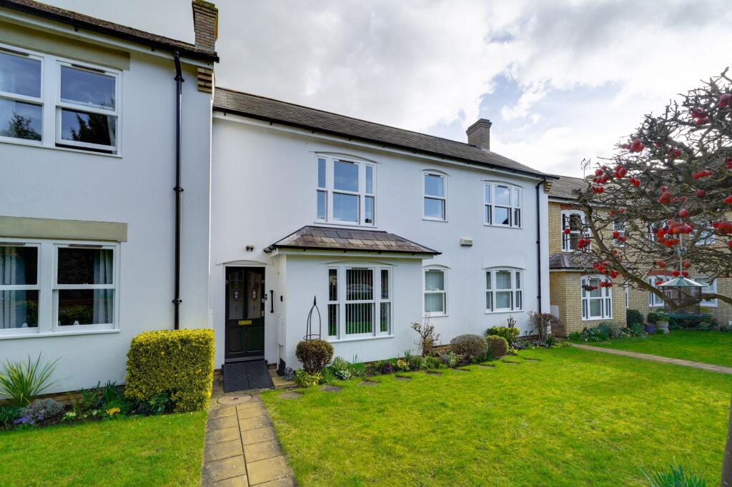 2 bed 1st Floor Flat for rent in Royston. From WellingtonWise Lettings - Royston