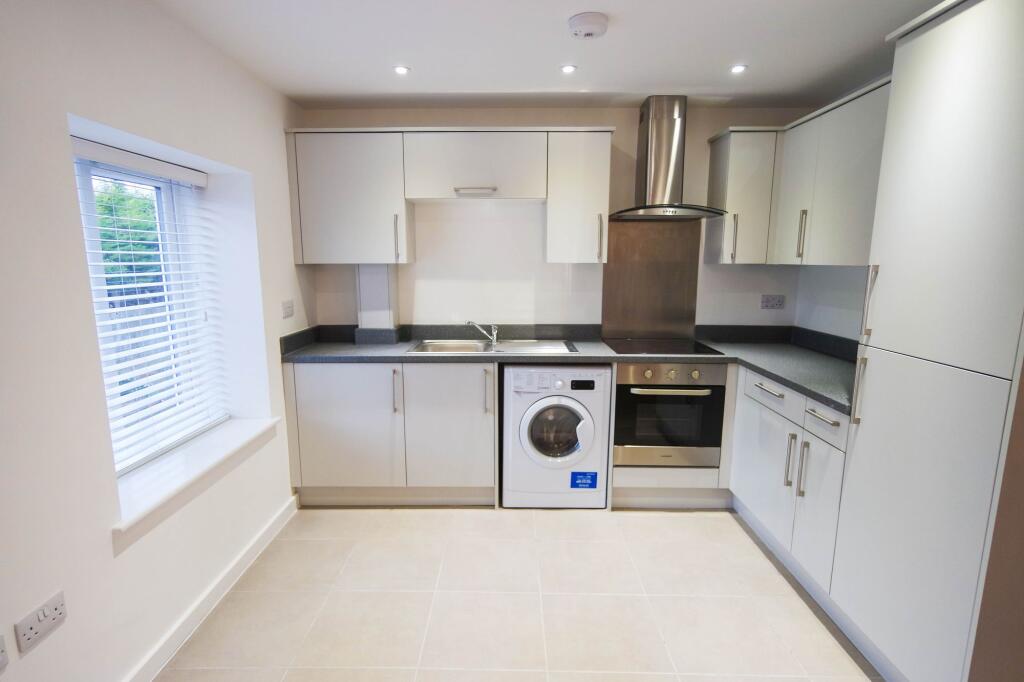 2 bed 1st Floor Flat for rent in Royston. From WellingtonWise Lettings - Royston