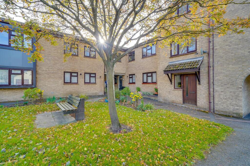 2 bed 1st Floor Flat for rent in Sawston. From WellingtonWise Lettings - Royston