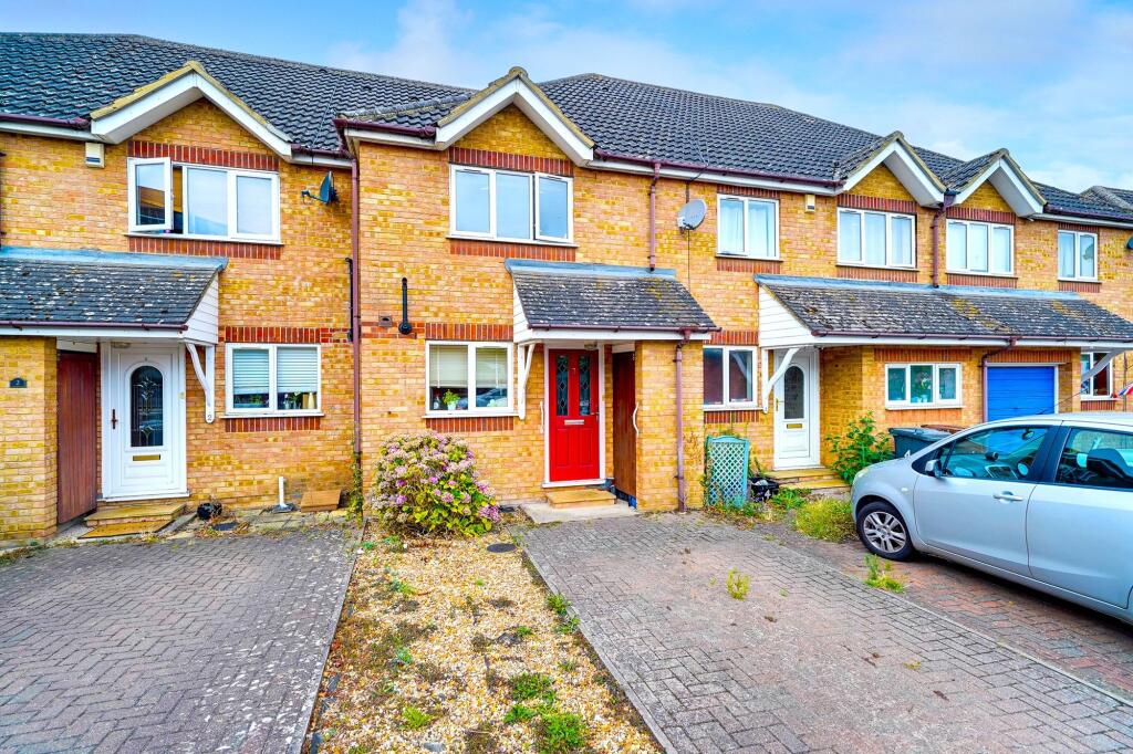 2 bed Mid Terraced House for rent in Royston. From WellingtonWise Lettings - Royston