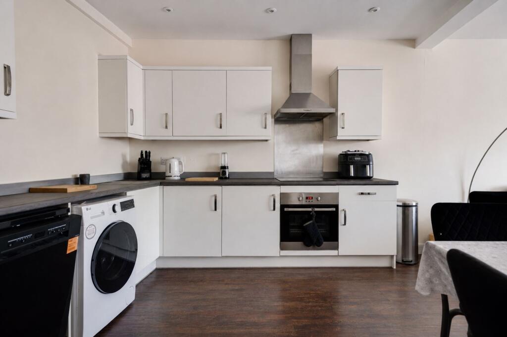 2 bed Mid Terraced House for rent in Huntingdon. From WellingtonWise Lettings - St. Ives