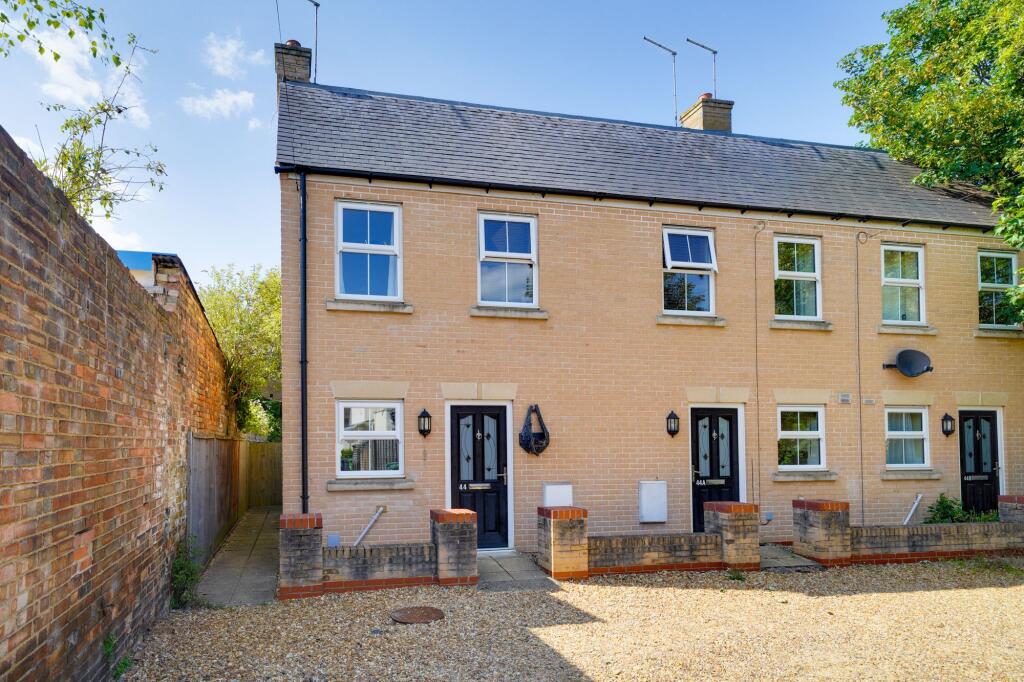 3 bed End of Terrace for rent in Ramsey. From WellingtonWise Lettings - St. Ives 3 bed End of Terrace for rent in Ramsey. From WellingtonWise Lettings - St. Ives