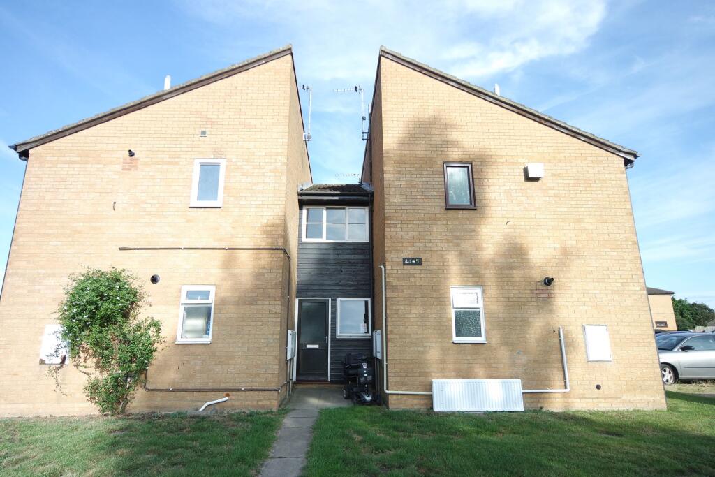 1 bed 1st Floor Flat for rent in Somersham. From WellingtonWise Lettings - St. Ives