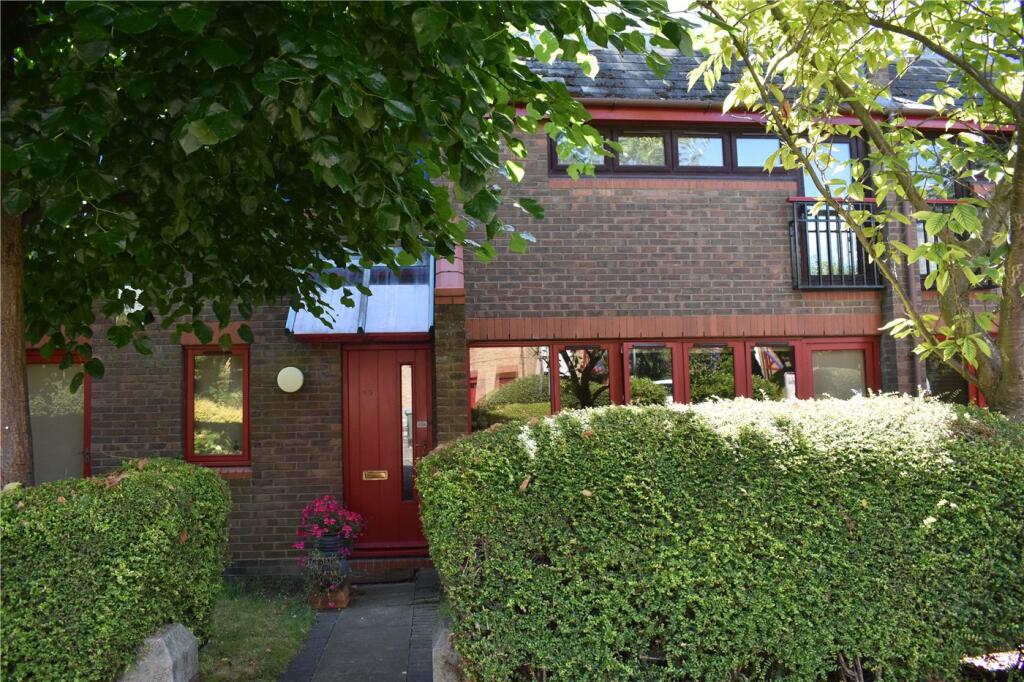1 bed Garages for rent in London. From Winkworth - Surrey Quays 1 bed Garages for rent in London. From Winkworth - Surrey Quays