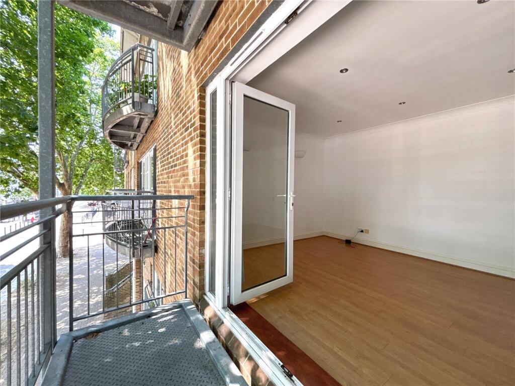 2 bed Apartment for rent in Deptford. From Winkworth - Surrey Quays