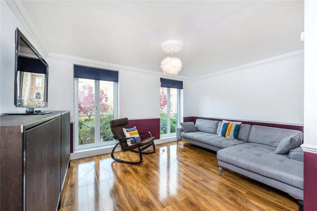 4 bed Town House for rent in London. From Winkworth - Surrey Quays