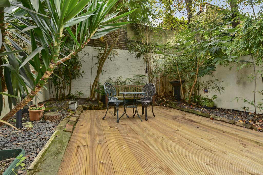 1 bed 1st Floor Flat for rent in Paddington. From Hellas-Helvetia - London