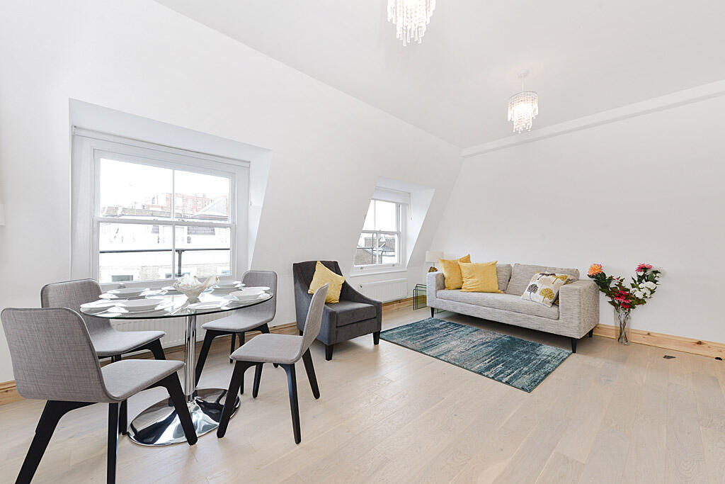 2 bed 1st Floor Flat for rent in Paddington. From Hellas-Helvetia - London