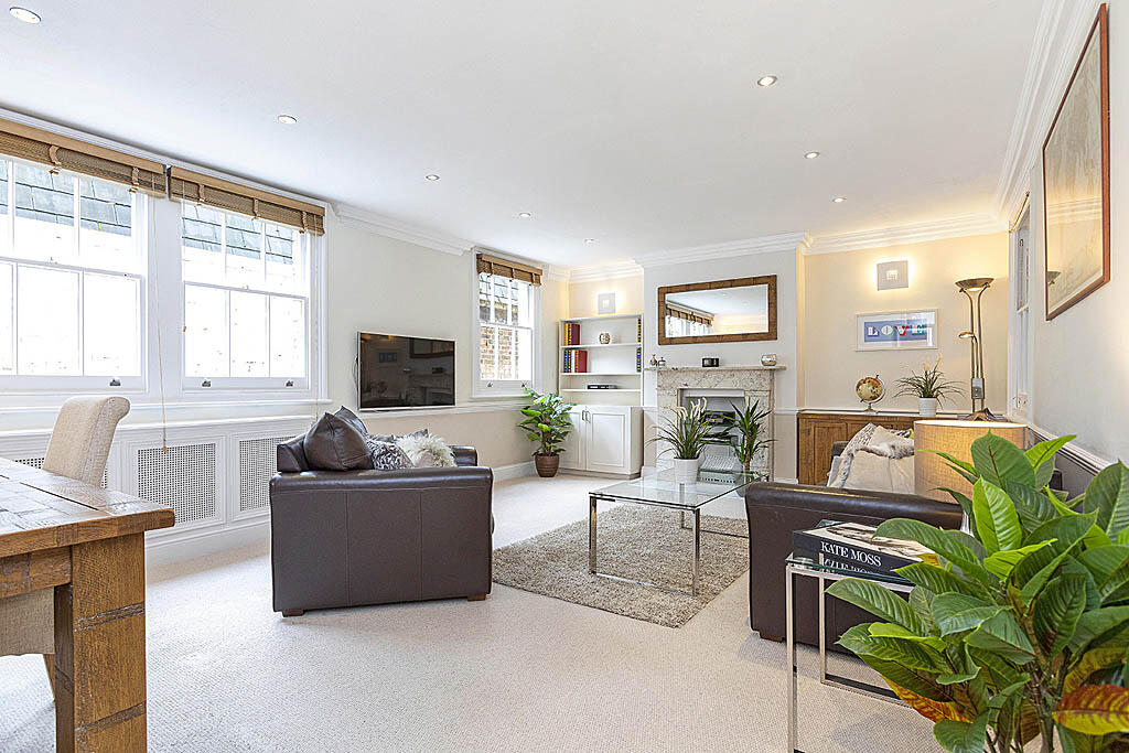 2 bed 1st Floor Flat for rent in Paddington. From Hellas-Helvetia - London