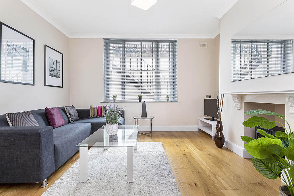 1 bed 1st Floor Flat for rent in Paddington. From Hellas-Helvetia - London