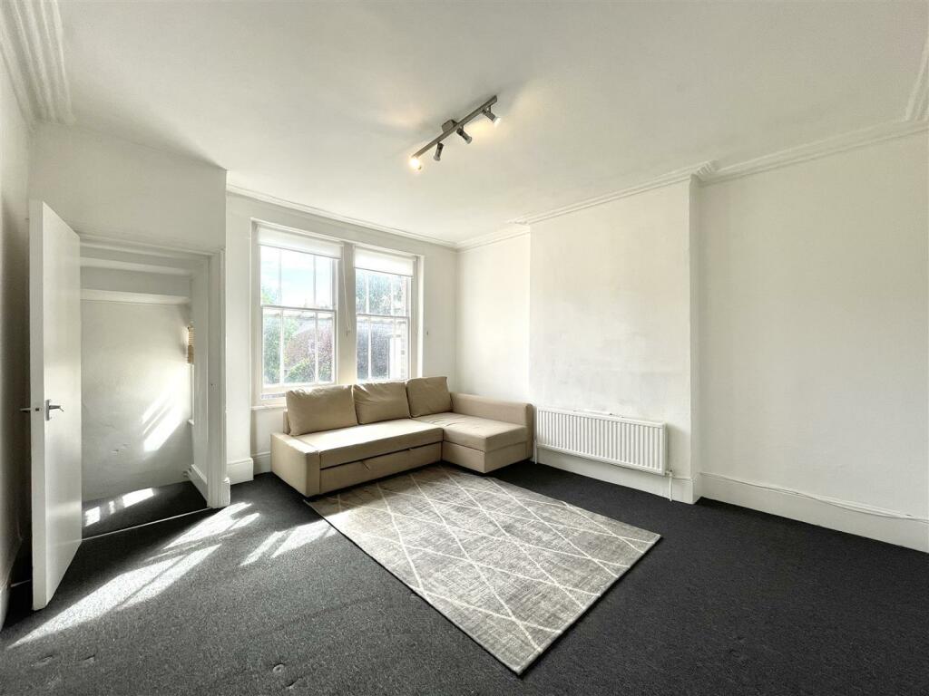 2 bed Flat for rent in Hornsey. From The Property Company
