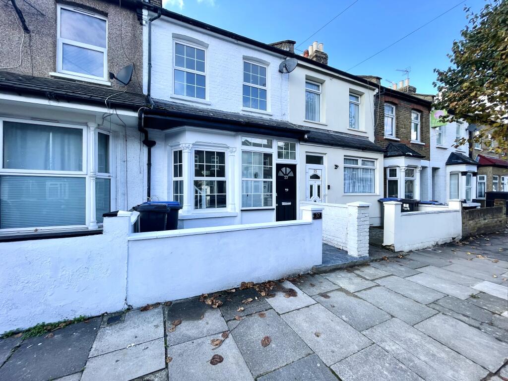 4 bed Detached for rent in London. From The Property Company