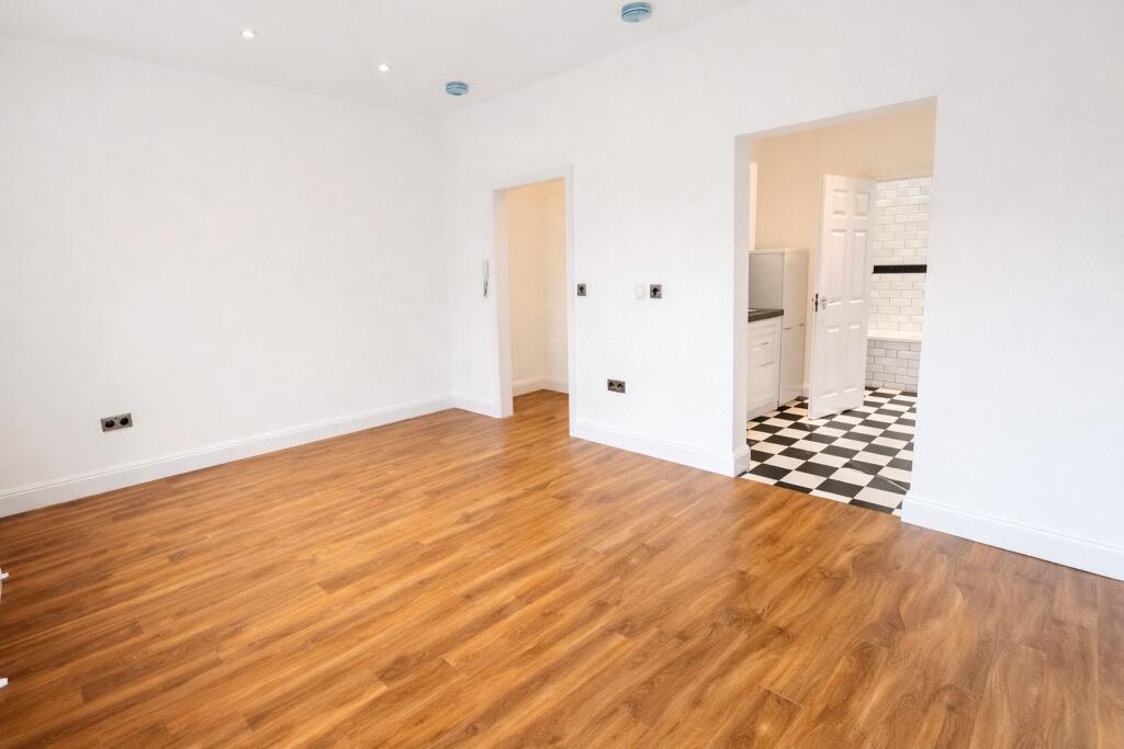 4 bed Apartment for rent in London. From The Property Company