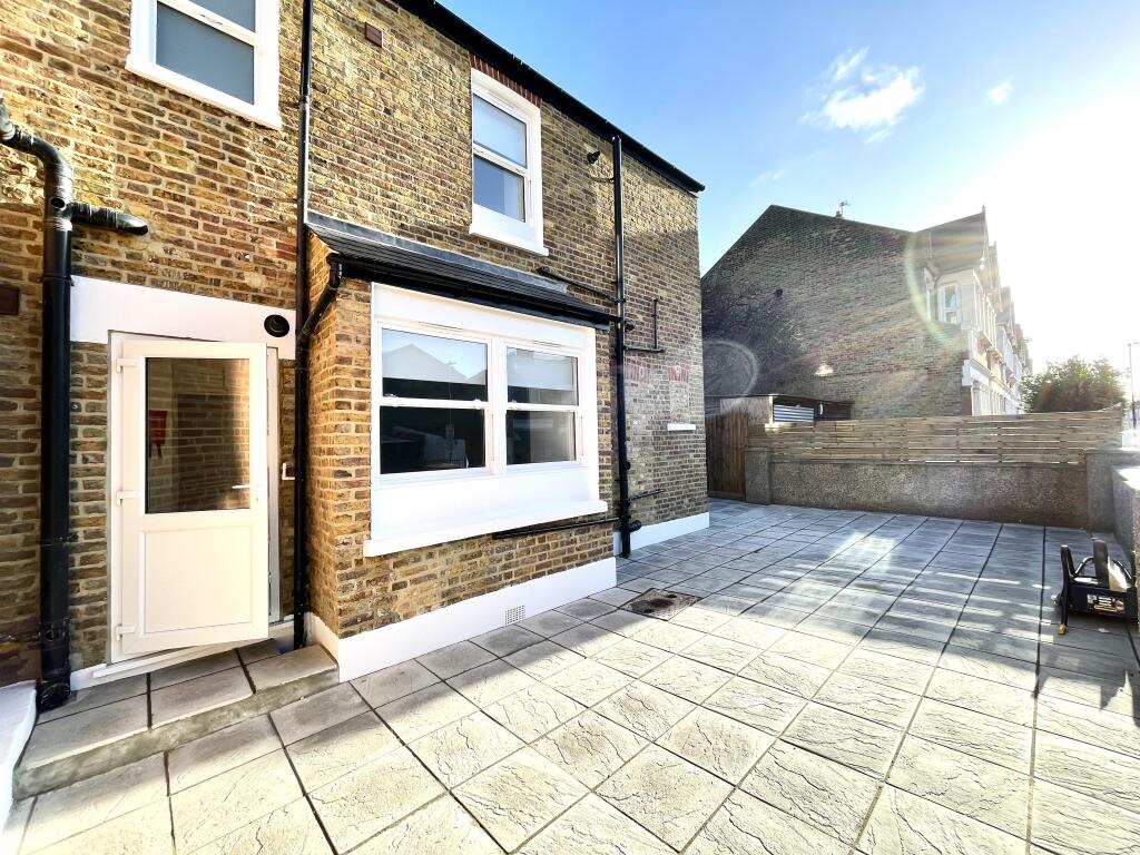4 bed House Share for rent in Tottenham. From The Property Company