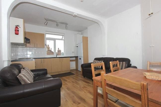 4 bed Apartment for rent in Hornsey. From The Property Company