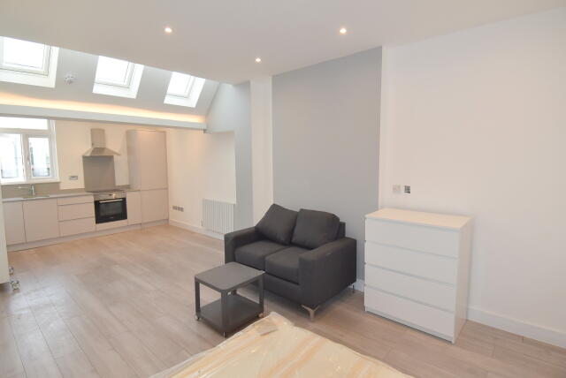 4 bed Apartment for rent in Southgate. From The Property Company