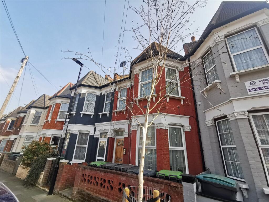 4 bed Apartment for rent in London. From The Property Company