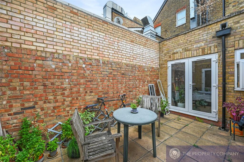 3 bed Apartment for rent in London. From The Property Company