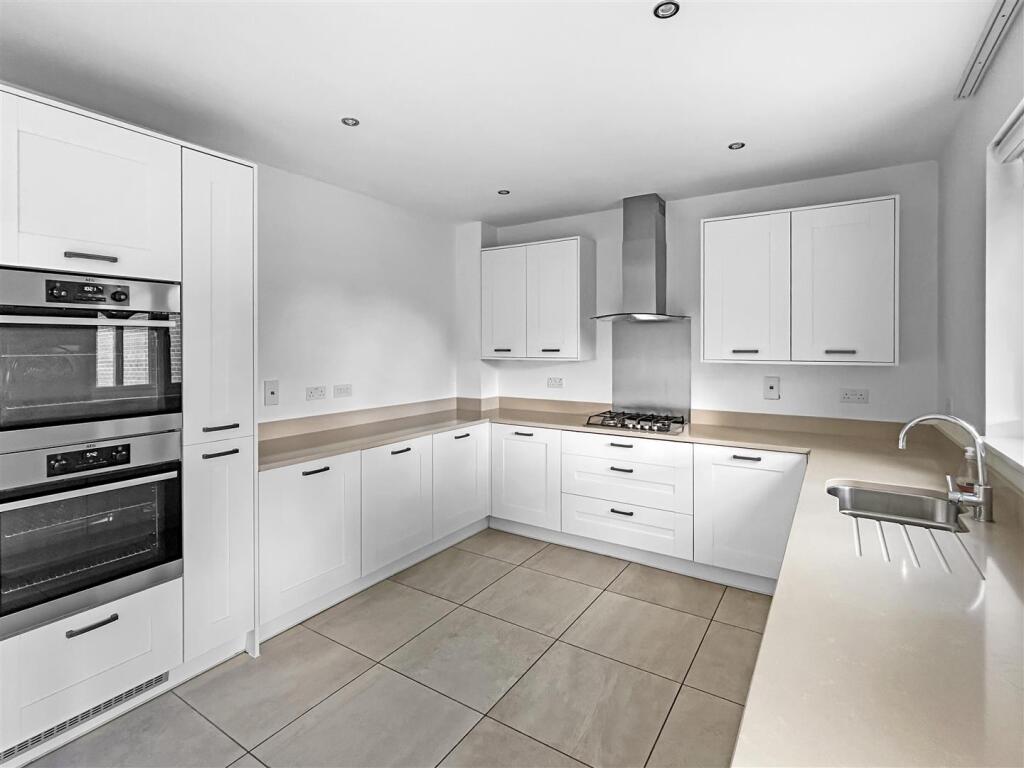 4 bed Detached for rent in Hauxton. From Cooke Curtis & Co - Cambridge 4 bed Detached for rent in Hauxton. From Cooke Curtis & Co - Cambridge