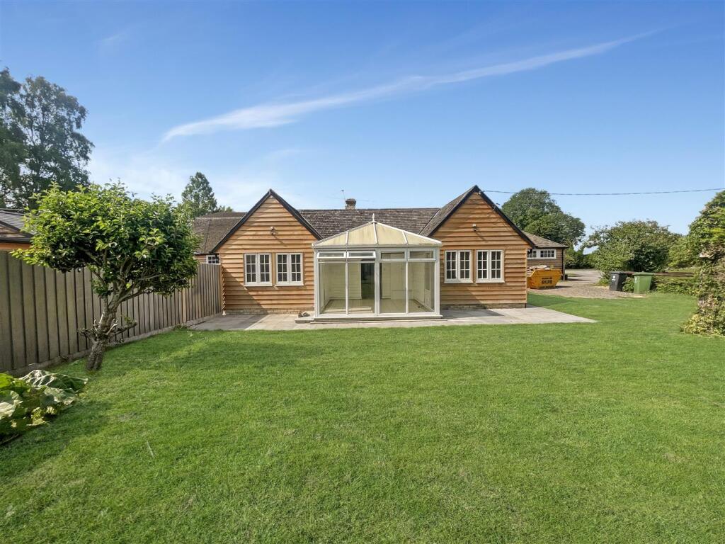 2 bed Barn Conversion for rent in Thriplow. From Cooke Curtis & Co - Cambridge