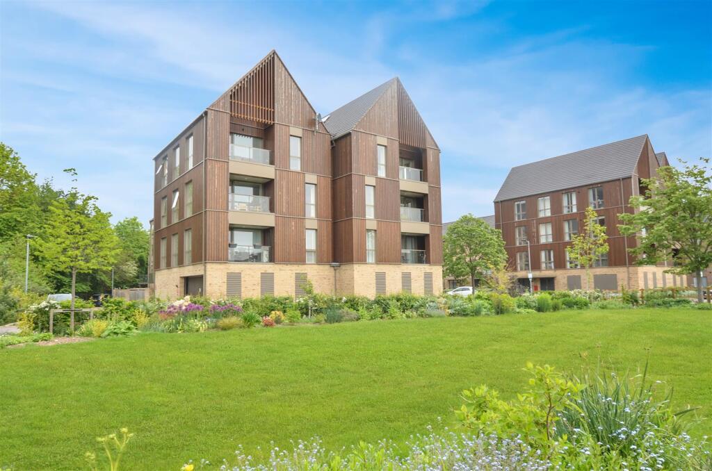 2 bed Apartment for rent in Great Shelford. From Cooke Curtis & Co - Cambridge