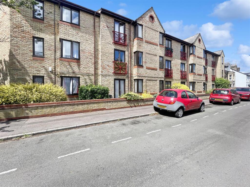 1 bed 1st Floor Flat for rent in Cambridge. From Cooke Curtis & Co - Cambridge