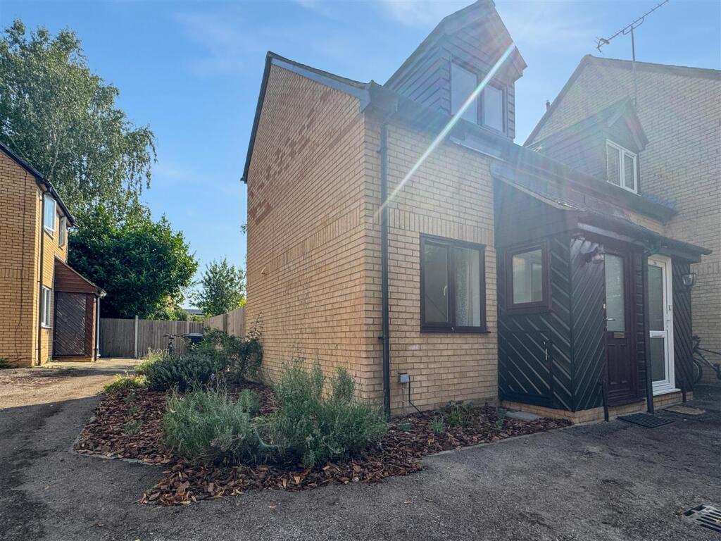 1 bed Mid Terraced House for rent in Fen Ditton. From Cooke Curtis & Co - Cambridge