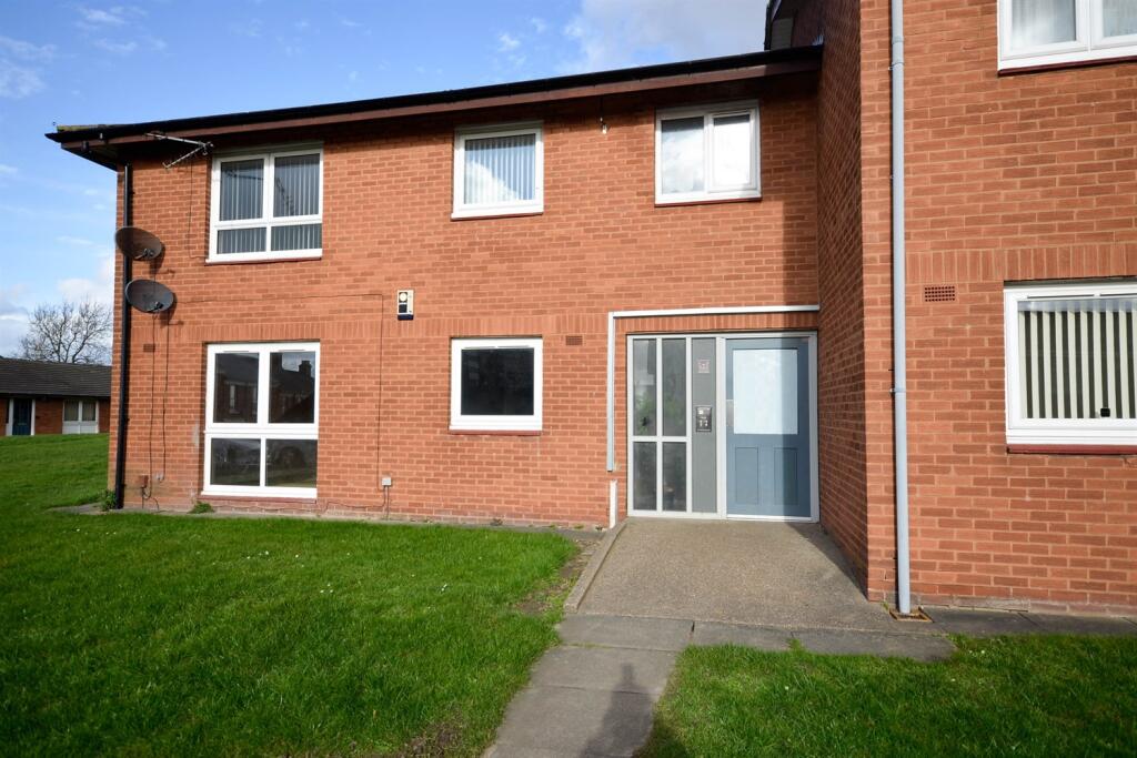 2 bed 1st Floor Flat for rent in Gateshead. From Andrew Craig - Low Fell