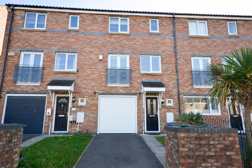 3 bed Mid Terraced House for rent in Gateshead. From Andrew Craig - Low Fell 3 bed Mid Terraced House for rent in Gateshead. From Andrew Craig - Low Fell