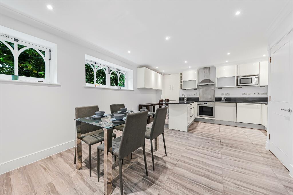 3 bed Detached for rent in Hampstead. From Wayne & Silver - Hampstead