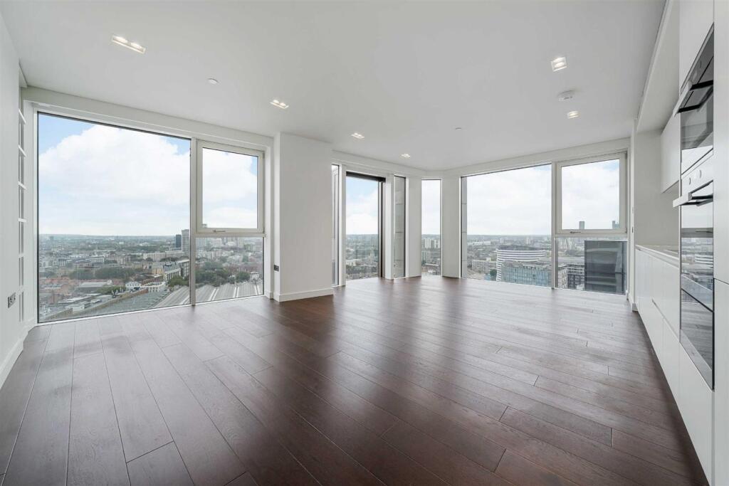 2 bed 1st Floor Flat for rent in London. From Wayne & Silver - Hampstead