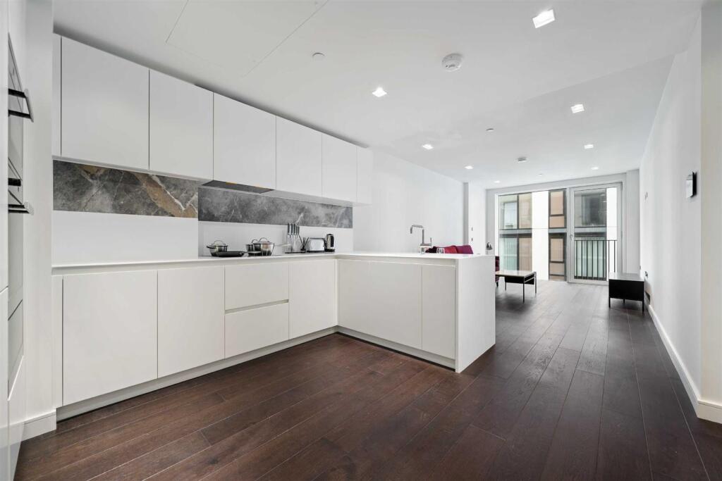 1 bed 1st Floor Flat for rent in London. From Wayne & Silver - Hampstead