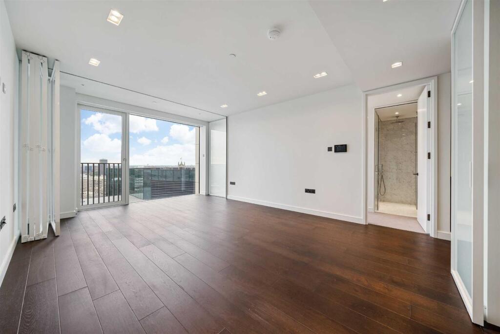 2 bed 1st Floor Flat for rent in London. From Wayne & Silver - Hampstead