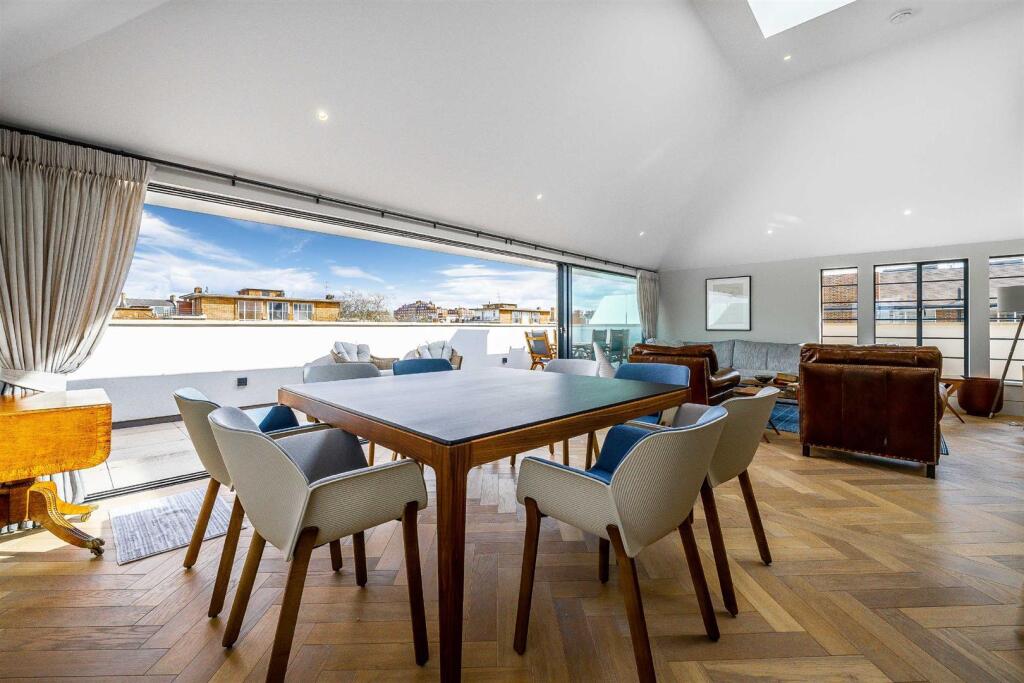 3 bed Penthouse for rent in Paddington. From Wayne & Silver - Hampstead