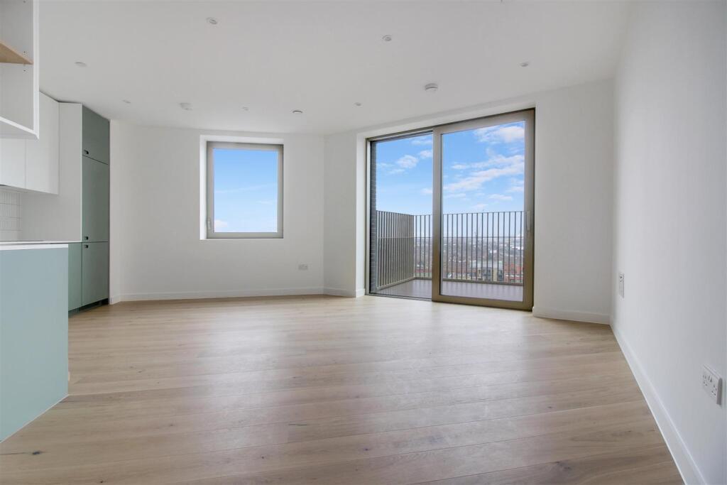 2 bed Apartment for rent in Tottenham. From Wayne & Silver - Hampstead