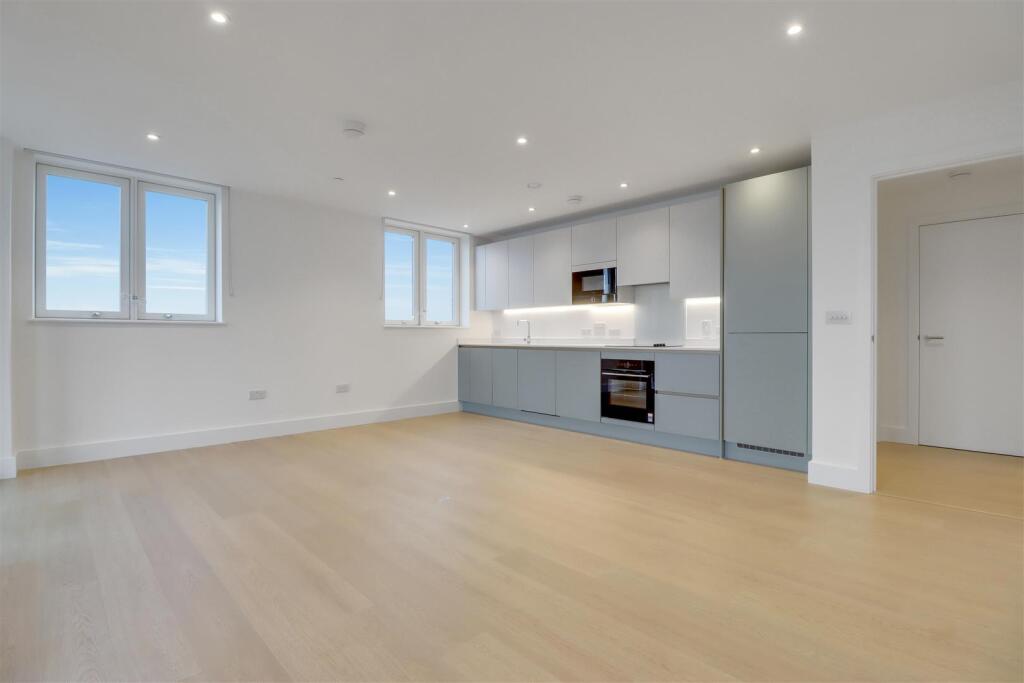 2 bed Apartment for rent in Camberwell. From Wayne & Silver - Hampstead