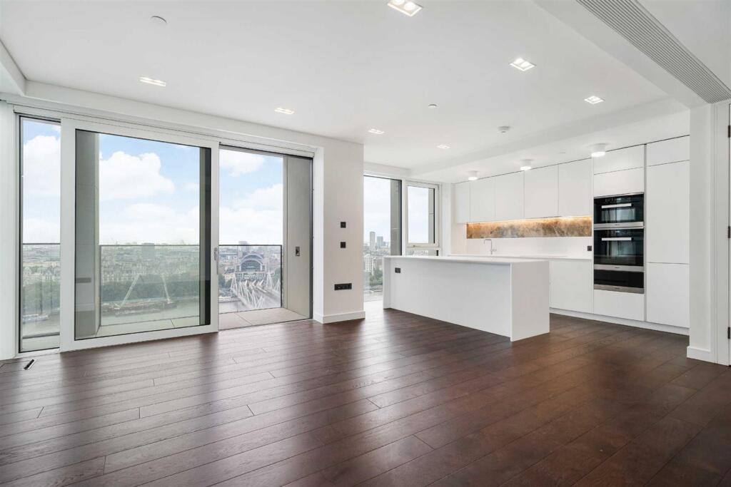 3 bed 1st Floor Flat for rent in London. From Wayne & Silver - Hampstead