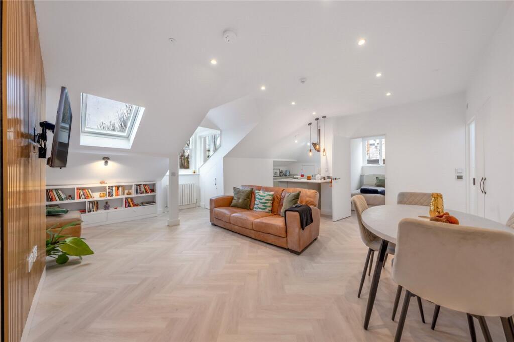1 bed Apartment for rent in Hampstead. From Wayne & Silver - Hampstead