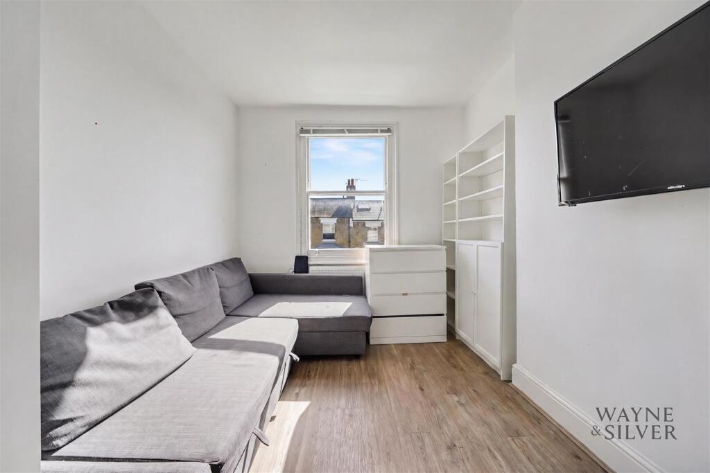 1 bed Apartment for rent in London. From Wayne & Silver - Hampstead