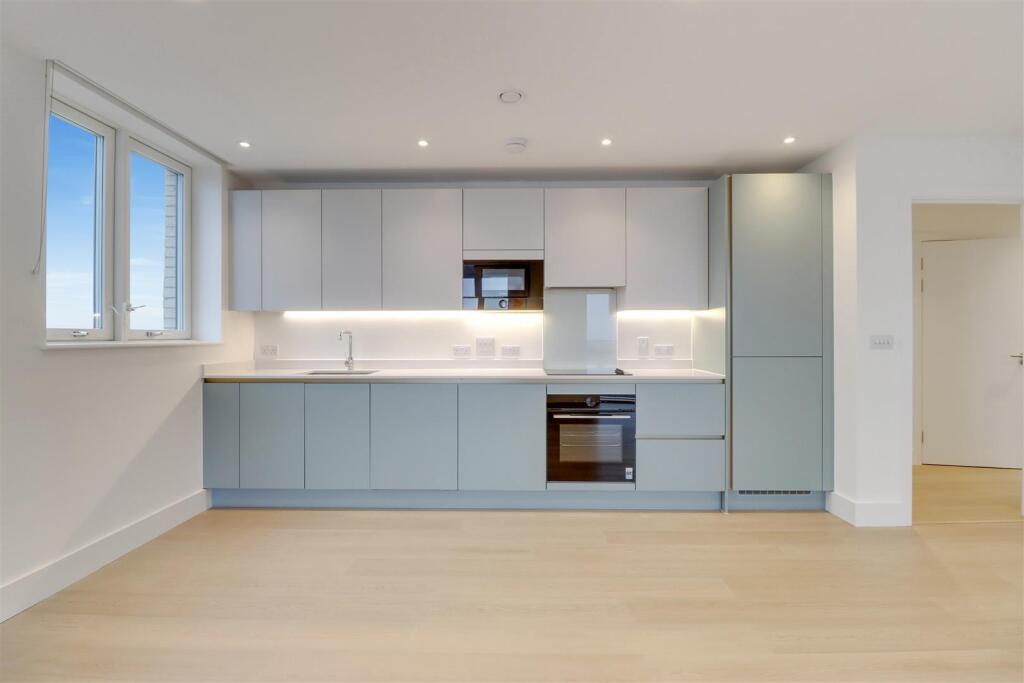 2 bed Apartment for rent in Camberwell. From Wayne & Silver - Hampstead