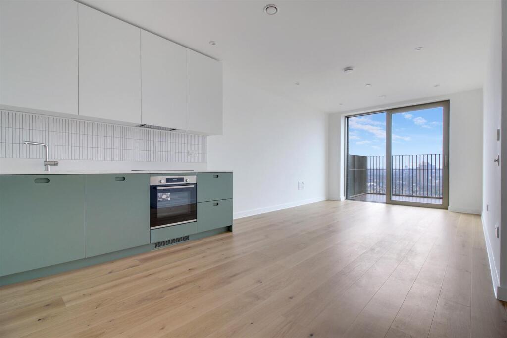 1 bed Apartment for rent in Tottenham. From Wayne & Silver - Hampstead