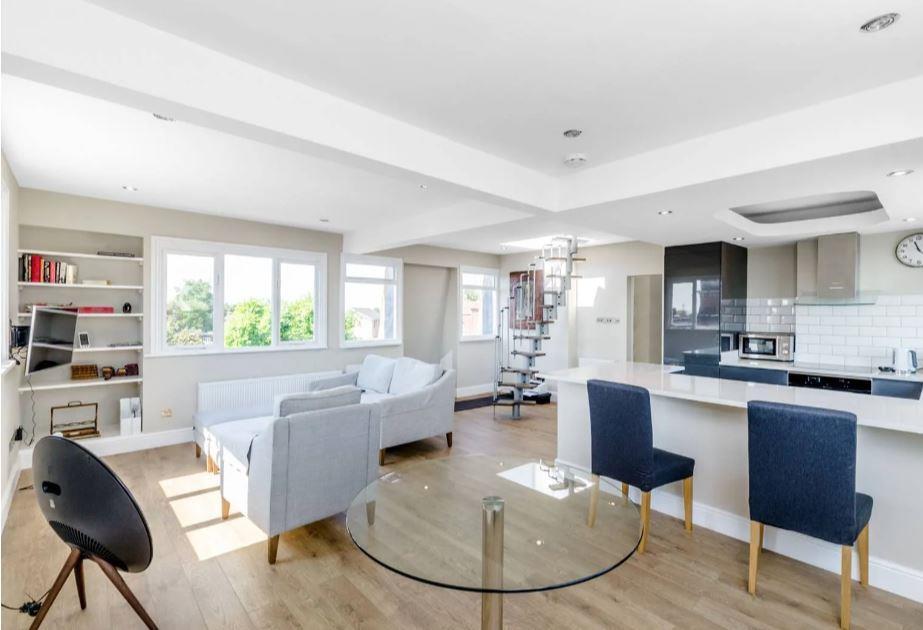 2 bed Apartment for rent in London. From Wayne & Silver - Hampstead