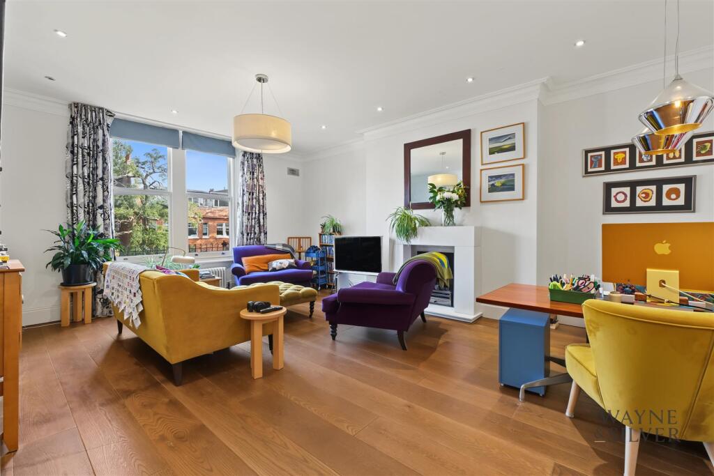 2 bed Apartment for rent in Hampstead. From Wayne & Silver - Hampstead