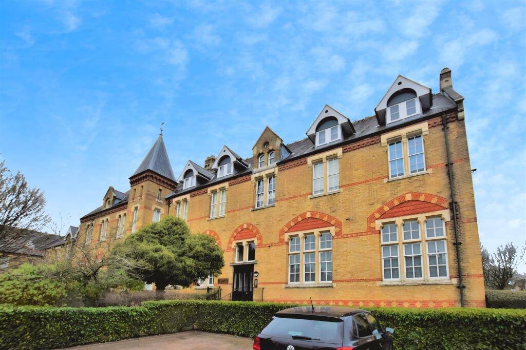 1 bed Apartment for rent in Watford. From Warren Anthony Estate Agents