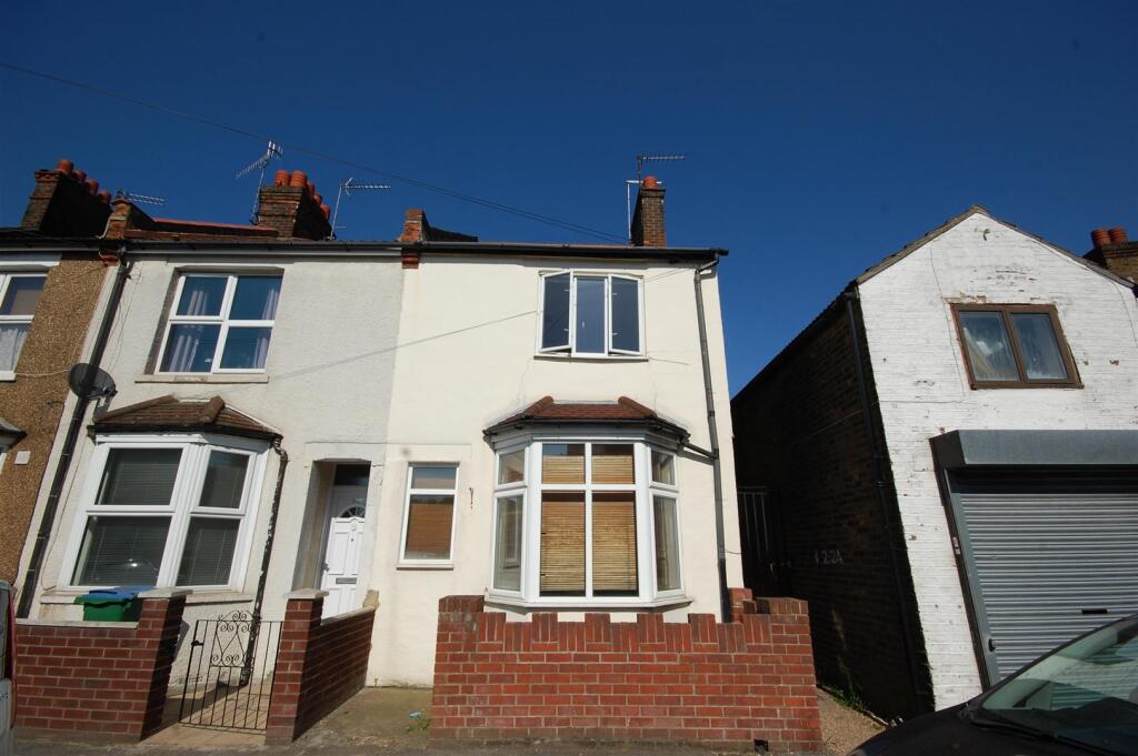 1 bed Annexe for rent in Watford. From Warren Anthony Estate Agents