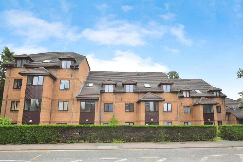 1 bed Apartment for rent in Watford. From Warren Anthony Estate Agents