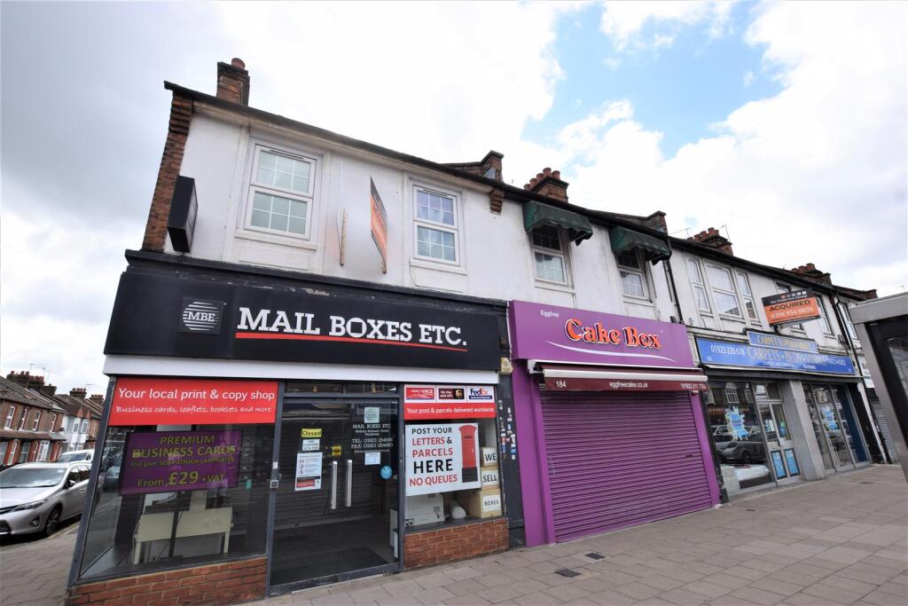 2 bed Annexe for rent in Watford. From Warren Anthony Estate Agents