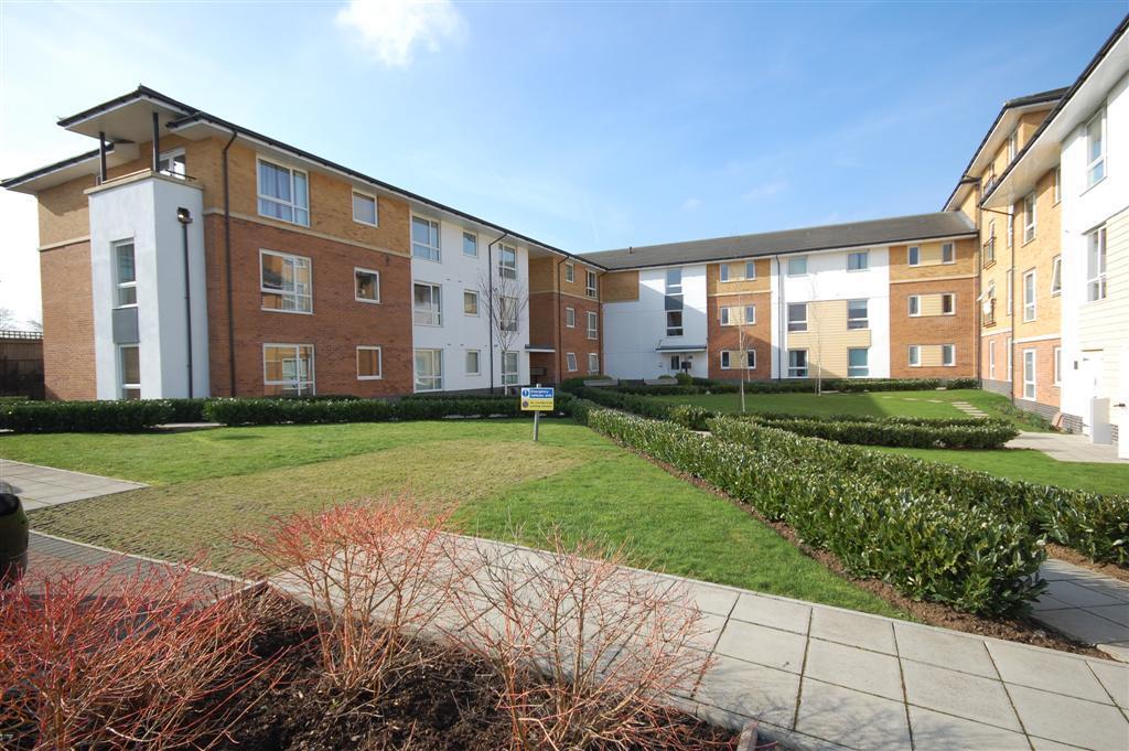 2 bed Apartment for rent in Watford. From Warren Anthony Estate Agents