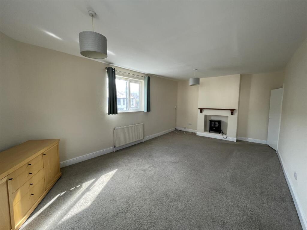 2 bed Duplex for rent in Sheffield. From Evans Lee - Sheffield